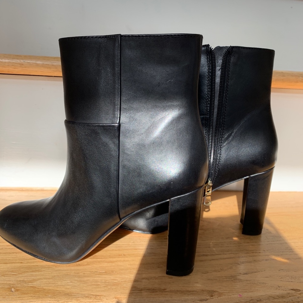 Ann Taylor - Tallulah Bootie